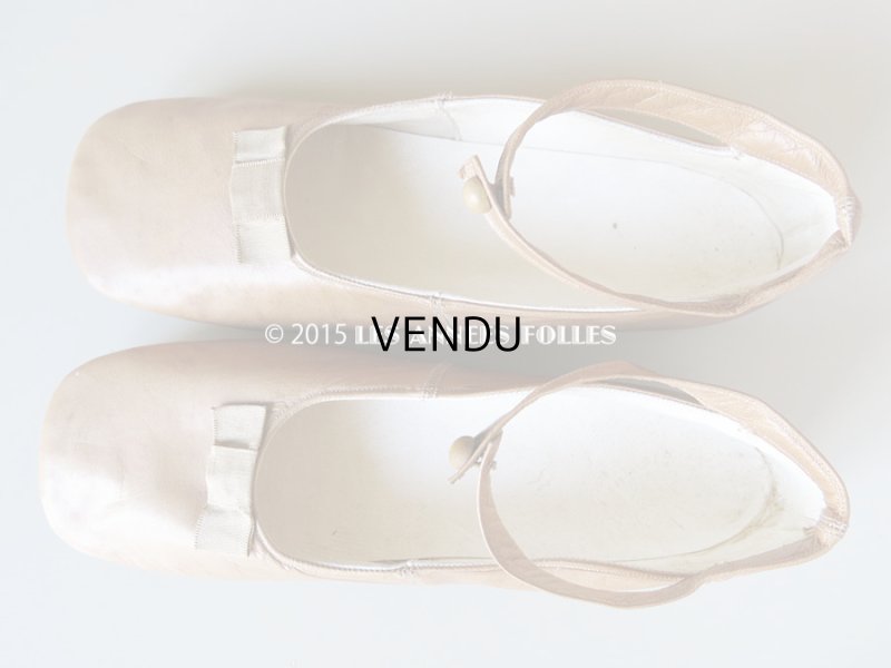 画像3: 19世紀末 未使用 アンティーク オリジナル箱入り 子供用 レザーのストラップシューズ リボン付き -GRANDS MAGASINS DU LOUVRE PARIS-