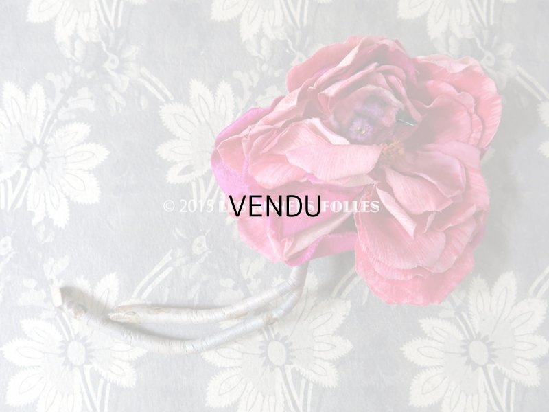 画像3: 1900年代 アンティーク  小鳥が顔を出した ピンクのコサージュ