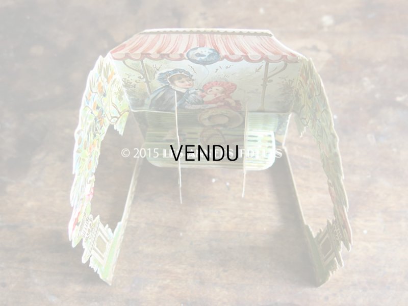 画像6: アンティーク 立体クロモ お人形遊びと読書する子供達 - AU BON MARCHE -