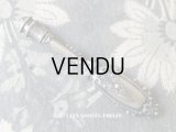 19世紀 アンティーク シルバー製 ニードルケース 薔薇のガーランド  裁縫道具