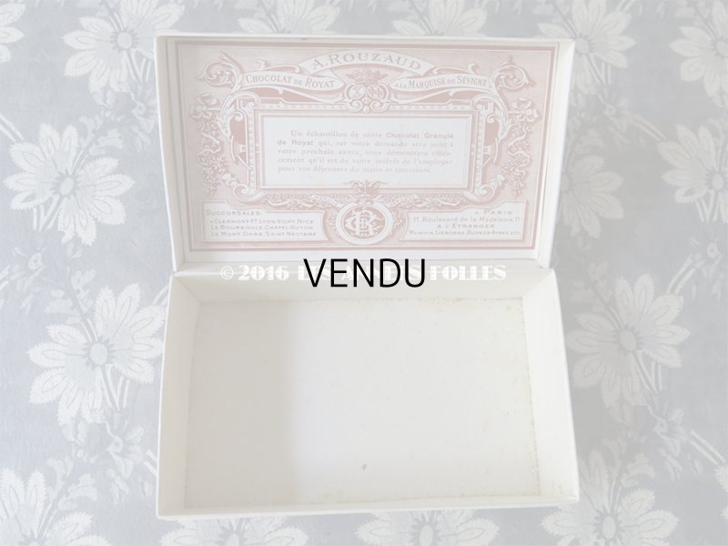 画像8: 1900年代 アンティーク 『マルキーズ・ ドゥ・セヴィニエ』のお菓子箱 GOUTERS DES PENSIONNAIRES CHOCOLAT DE ROYAT - MARQUISE DE SEVIGNE PARIS -