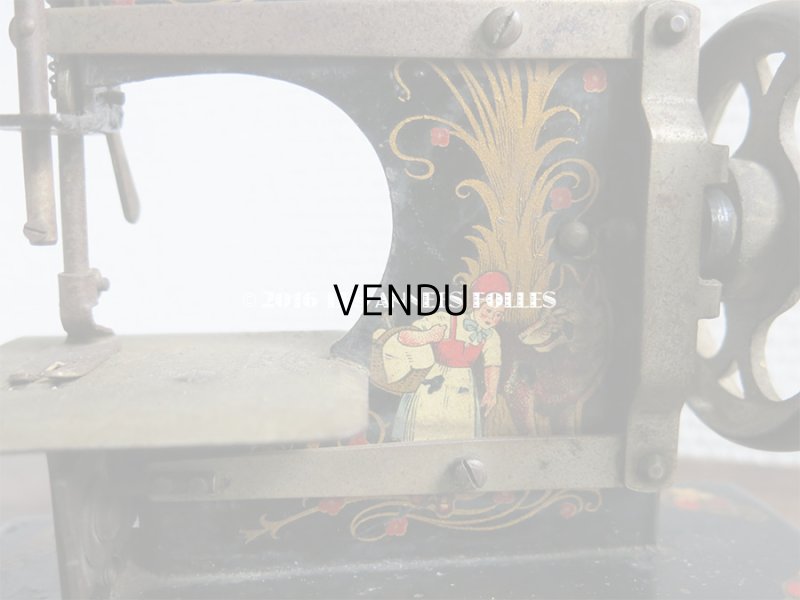 画像11: 1930年代 アンティーク トイミシン 赤ずきんちゃん CASIGE