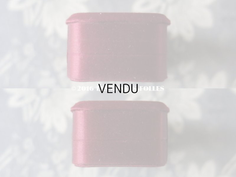 画像9: 19世紀末 アンティーク ジュエリーボックス ボルドー色 シルクサテン地