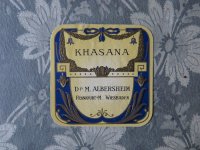 アンティーク パウダーボックスのラベル リボンのガーランド KHASANA - Dr.M.ALBERSHEIM -