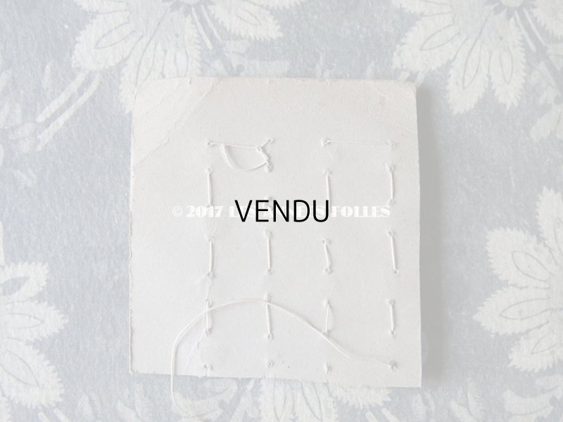 画像4: 19世紀 アンティーク シルク製 くるみボタン 13mm  16ピース スカイブルー