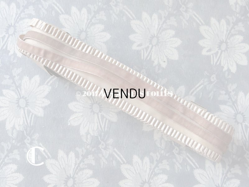 画像10: 19世紀末 未使用 アンティーク シルク製 ベルベット&サテン ダブルフェイスのリボン ピンクベージュ 10m 幅8mm VELOURS SOIE PON 5000 COL 3