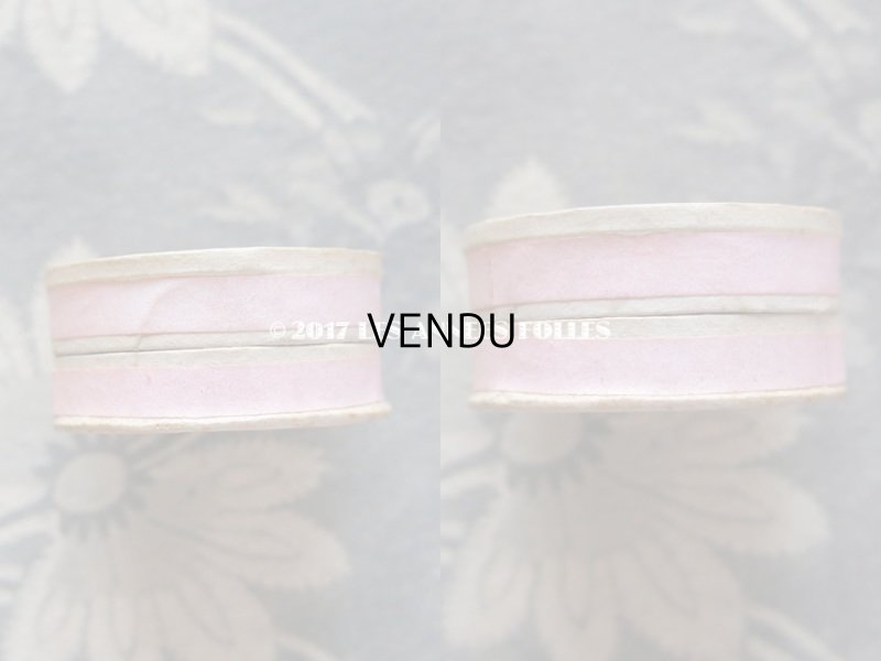 画像7: 1900年代 アンティーク ガラスの蓋の紙箱入り メタル製 極小 スパンコール リーフ型 ゴールド 2×7.5mm