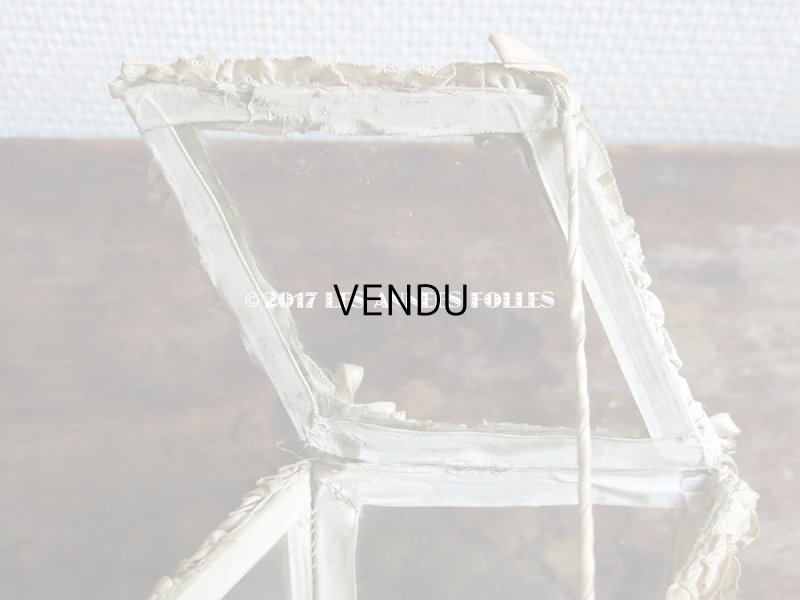 画像5: アンティーク ジュエリーボックス リボンワーク 淡いブルーのクッション