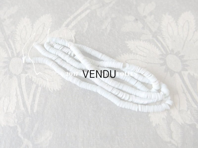 画像3: 1900年代 アンティーク ゼラチン製 極小2.5mm スパンコール ミルキーブルー オーロラ加工