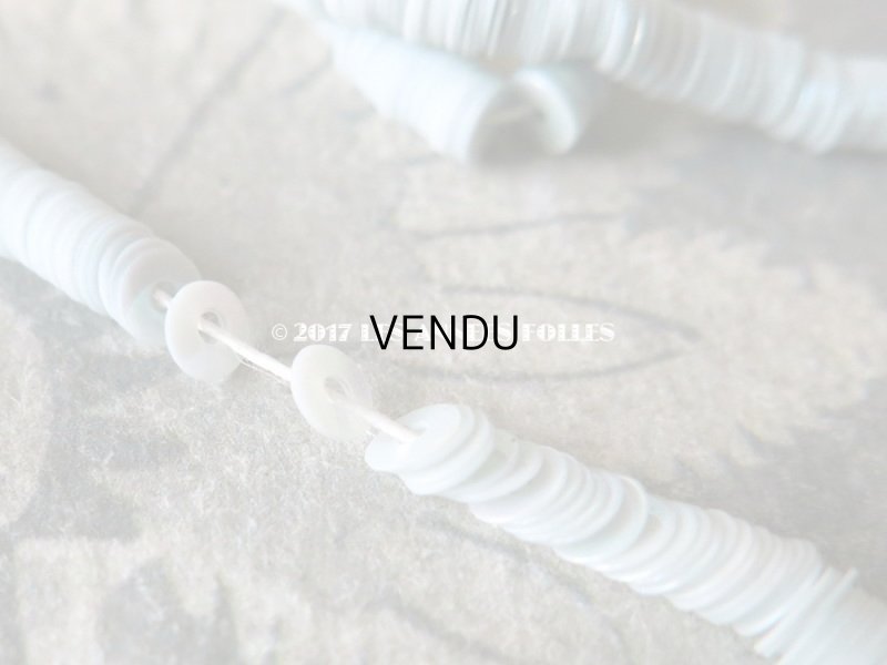 画像6: 1900年代 アンティーク ゼラチン製 極小2.5mm スパンコール ミルキーブルー オーロラ加工