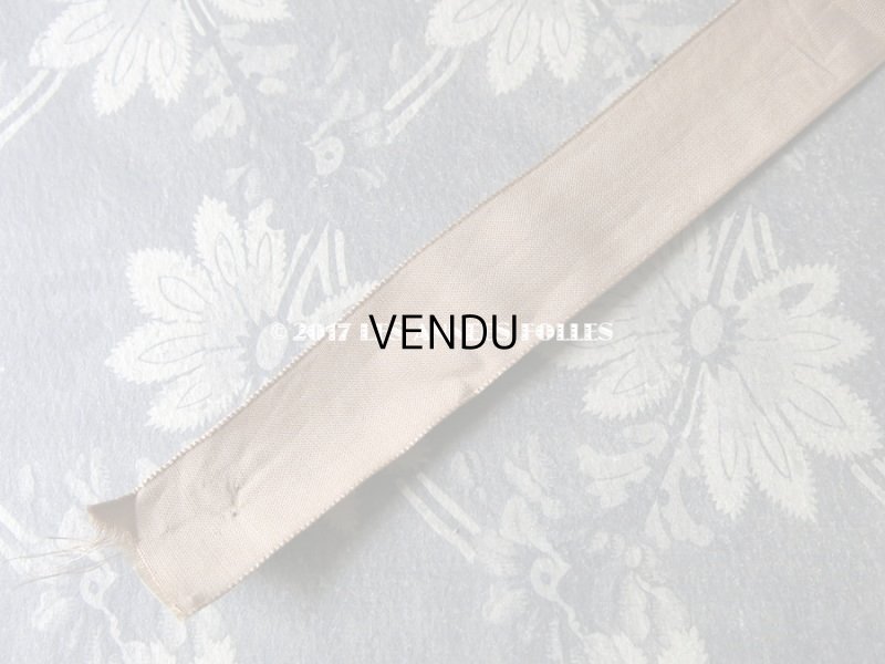 画像4: 19世紀末 アンティーク シルク製 ベルベットのリボン シナモン 7.6m　幅27mm