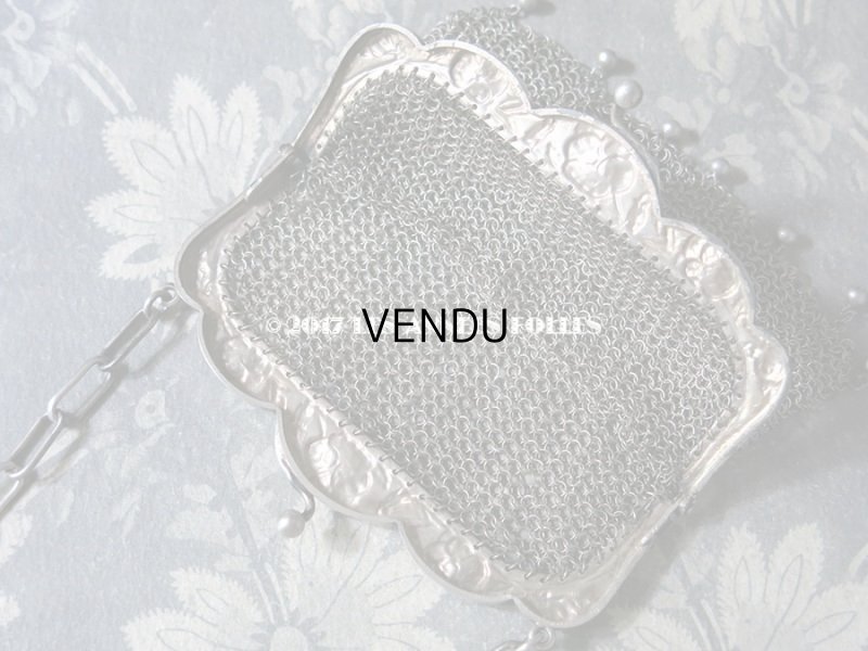 画像7: 1900年代 アンティーク シルバー製 パンジー柄 メタルメッシュの小さなバッグ