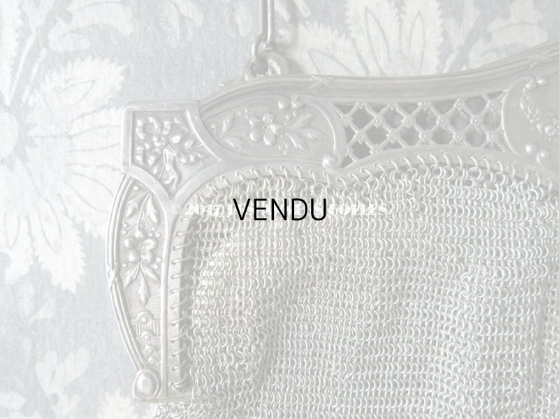 画像11: 1900年代 アンティーク シルバー製 メタルメッシュのバッグ 花かご&薔薇とリボンのガーランド  コインケース付