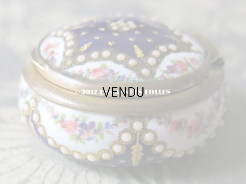 画像10: 19世紀 アンティーク  パールの飾り付 ピルケース 青紫のエナメル&花のガーランド
