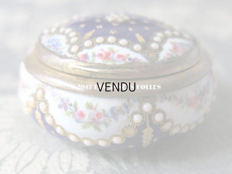 画像9: 19世紀 アンティーク  パールの飾り付 ピルケース 青紫のエナメル&花のガーランド