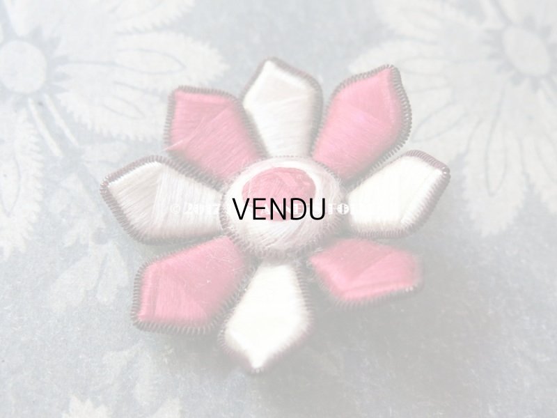 画像3: 19世紀 アンティーク パスマントリー 花のモチーフ シルク製 白＆チェリーピンク