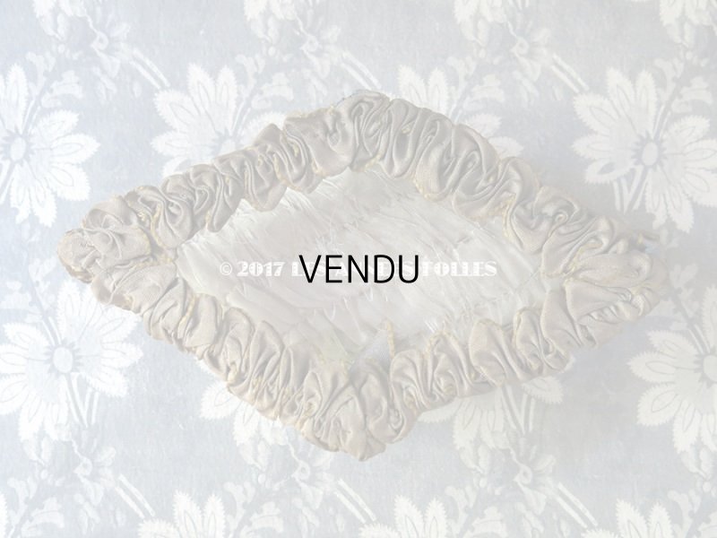 画像3: アンティーク ジュエリーボックス リボンワーク ライトグレーのクッション