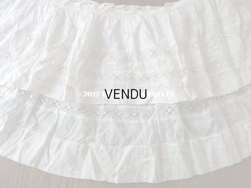 画像8: 1900年代 アンティーク  ドレスの裾 ピンク色の小さな薔薇模様