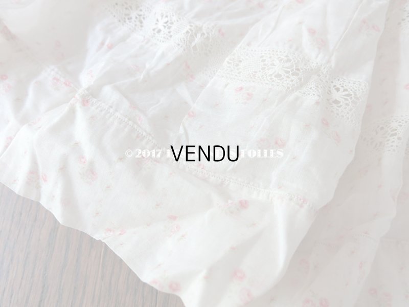 画像3: 1900年代 アンティーク  ドレスの裾 ピンク色の小さな薔薇模様