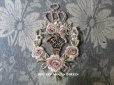 画像1: 19世紀 アンティーク ナポレオン3世時代  シルク製　花かごのモチーフ (1)