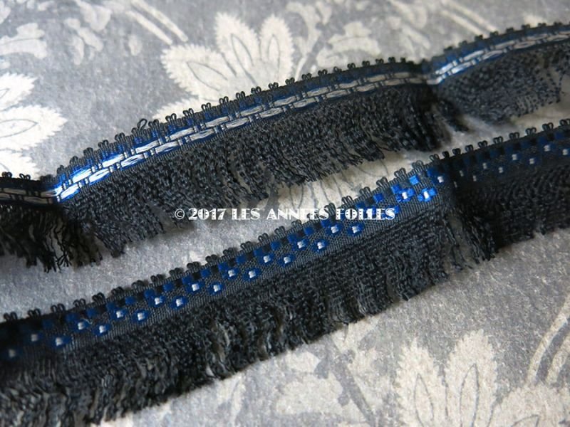 画像4: 19世紀末 アンティーク シルク製 フリンジ付 トリム 黒&青&シルバー ブレード