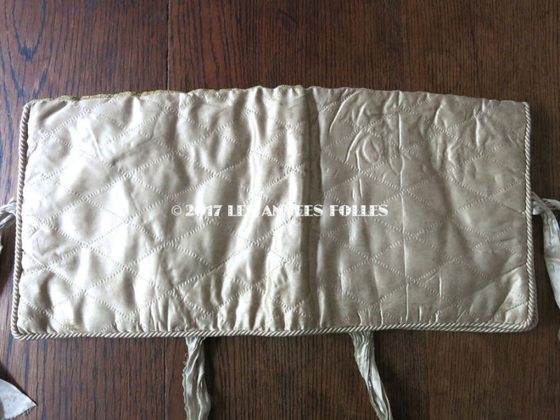 画像14: ＊蚤の市＊アンティーク 大きなハンキーケース クロスステッチ シルク製 ハンカチ用ポシェット MOUCHOIRS