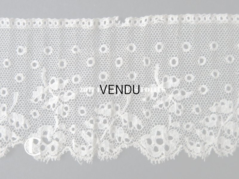 画像8: 1900年代 アンティーク 花とリーフ＆ドット柄のレース アイボリー