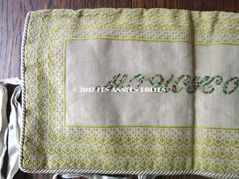 画像12: ＊蚤の市＊アンティーク 大きなハンキーケース クロスステッチ シルク製 ハンカチ用ポシェット MOUCHOIRS