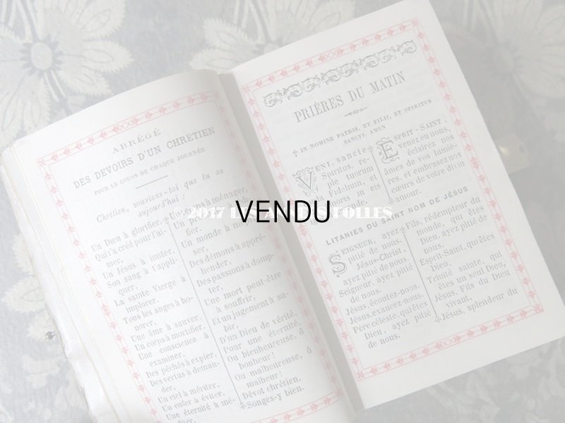 画像10: 1887年 アンティーク 薔薇のリース  ミサ典書 セルロイド製