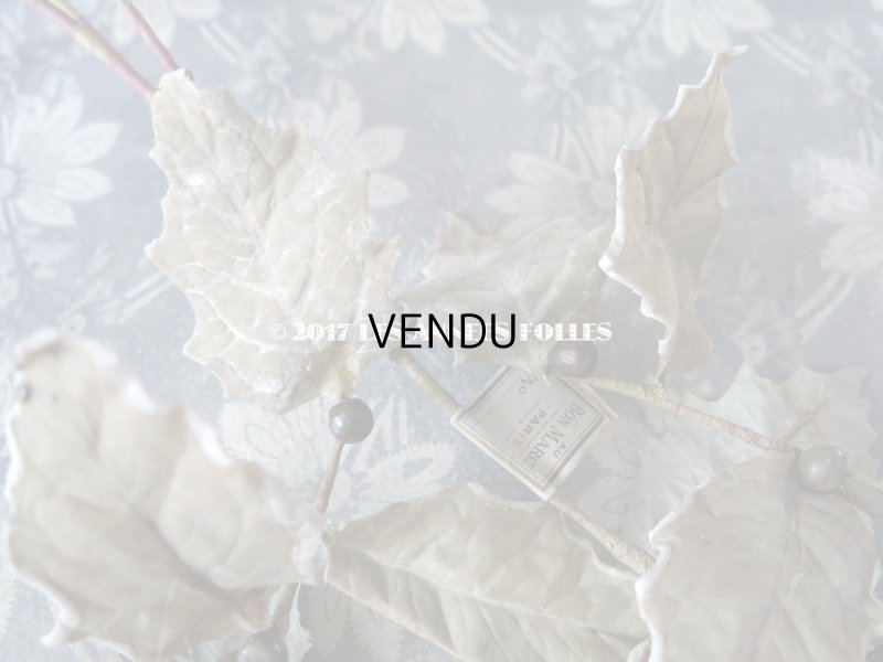 画像4: 19世紀末 アンティーク  柊のコサージュ - AU BON MARCHE -