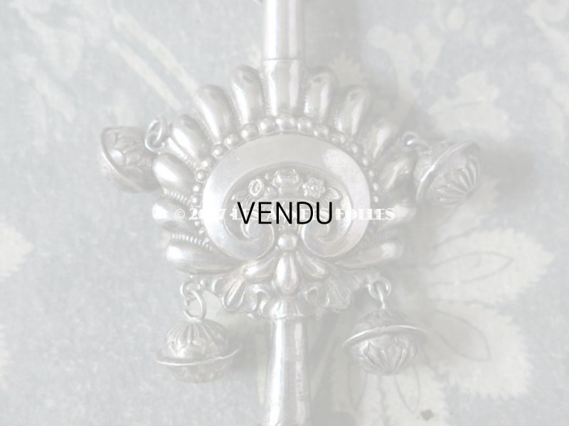 画像5: 19世紀 ナポレオン3世 アンティーク ラトル 薔薇の花かご ガラガラ 笛付き シルバー＆ボーン製