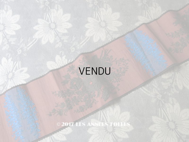 画像1: 19世紀 アンティーク シルク製 リボン ジャガード織 黒＆ブルーの花模様 1m 
