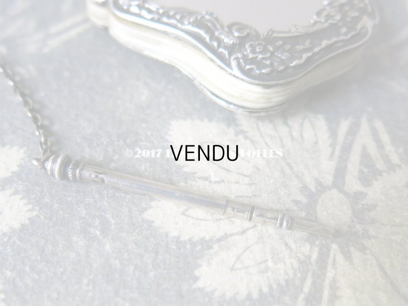 画像11: 1850年頃 アンティーク シルバー製 舞踏会の手帳 ミラー&ペンシル付 ファン型 CARNET DE BAL カルネ・ド・バル