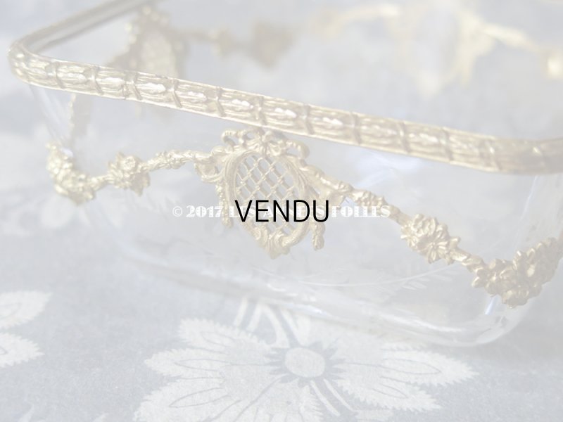 画像8: 1900年代 アンティーク 小物入れ ジュエリーボックス リボンのメダイヨン＆花のガーランド