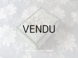 19世紀 アンティーク 薔薇の花かごのリボン刺繍入り　小さな引き出し箱