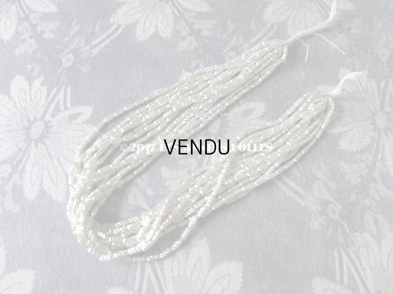 画像3: 1920年代 アンティーク 吹きガラス製 ビーズ シルバー ひねり模様 スフレビーズ 2×5mm 約600ピース