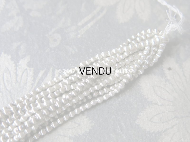 画像11: 1920年代 アンティーク 吹きガラス製 極小 ビーズ ライン入り シルバー  スフレビーズ 2×2.5mm  