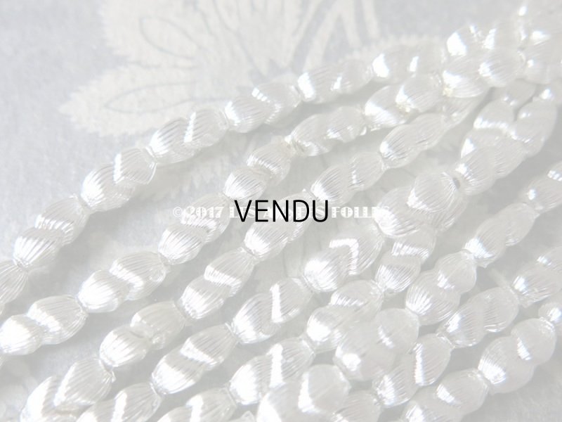 画像6: 1920年代 アンティーク 吹きガラス製 ビーズ  ライン入り ピーナッツ型 シルバー スフレビーズ 10×4mm 約200〜300ピース