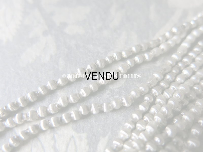 画像8: 1920年代 アンティーク 吹きガラス製 極小 ビーズ ライン入り シルバー  スフレビーズ 2×2.5mm  