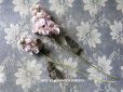 画像1: 1900年代 アンティーク　淡いピンクパープルの花のコサージュ 布花 (1)