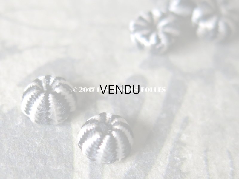 画像4: 19世紀 アンティーク ドール用 極小 シルク製 くるみボタン 5mm モノトーン 6ピース