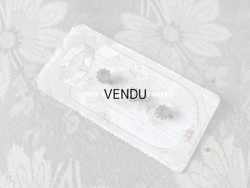 画像4: 19世紀末 アンティーク シャツ＆ブラウスの前たて用  ラインストーンのボタン　3ピースのセット 5mm 