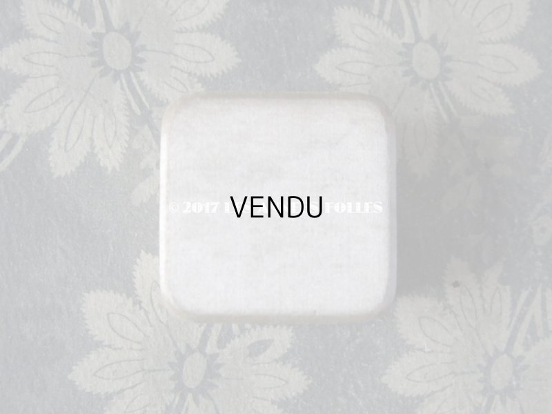 画像3: アンティーク ジュエリーボックス オフホワイトのシルクサテン