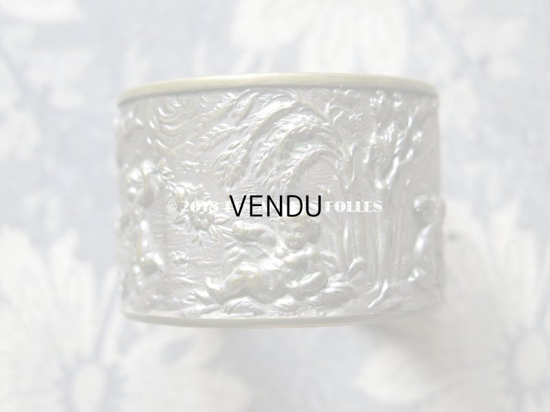 画像14: 19世紀末 アンティーク  ナプキンリング 2点のセット 天使と薔薇のガーランド