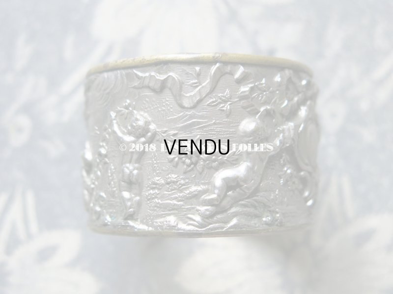 画像10: 19世紀末 アンティーク  ナプキンリング 2点のセット 天使と薔薇のガーランド