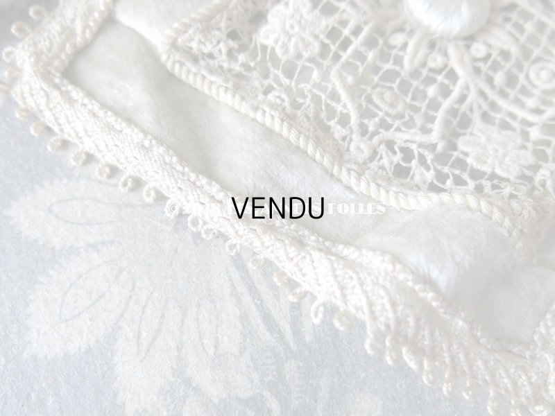 画像5: 19世紀末 アンティーク タッセル付 レース＆パールグリーンのベルベットのベルト