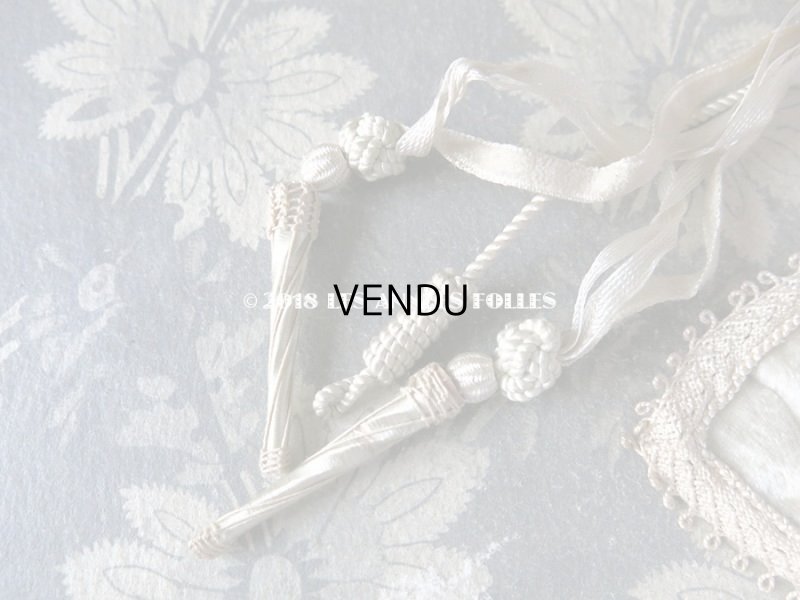 画像4: 19世紀末 アンティーク タッセル付 レース＆パールグリーンのベルベットのベルト