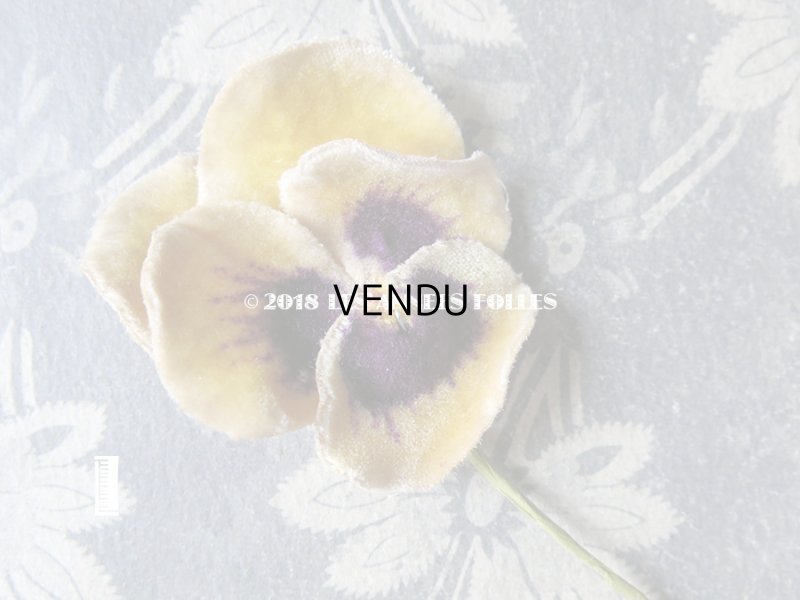 画像12: アンティーク  パンジーの布花 ベルベットのコサージュ