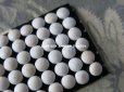 画像3: アンティーク ドール用 5mm リネンのくるみボタンのセット オフホワイト 12ピースのセット (3)