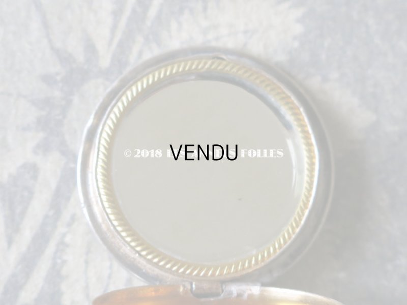 画像4: アンティーク シャトレーヌ シルバー製　菫の小さなパウダーケース